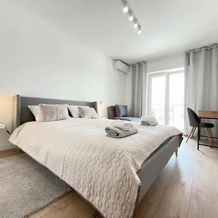 Caramel Comforts With Sea View In Stinjan Only 300 M From The Beach, Free Parking Appartement *
