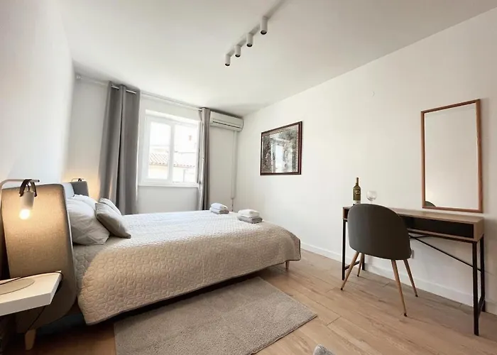 Caramel Comforts With Sea View In Stinjan Only 300 M From The Beach, Free Parking Apartment *